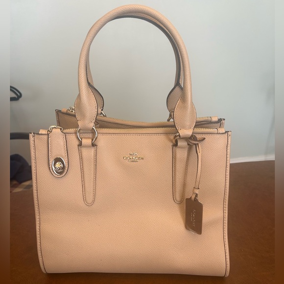 Coach Handbags - COACH F33995 LINUD CARRYALL BAG Tan/Cream Crossgrain Leather with Gold Hardware